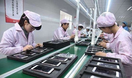 郭台铭两语惊四方 一句震白宫，一句寒华为